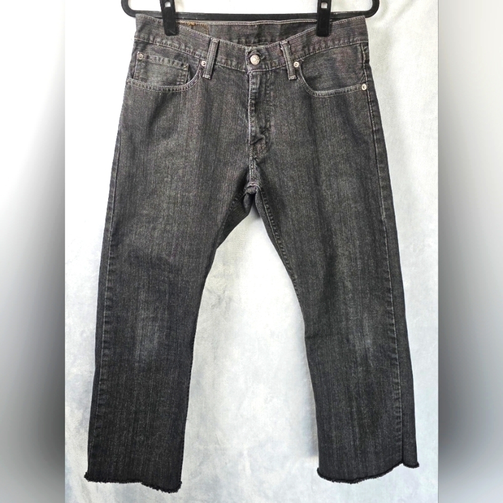 Levi's 514 33X25  Straight Leg Raw Hem Black Distressed Jeans EUC